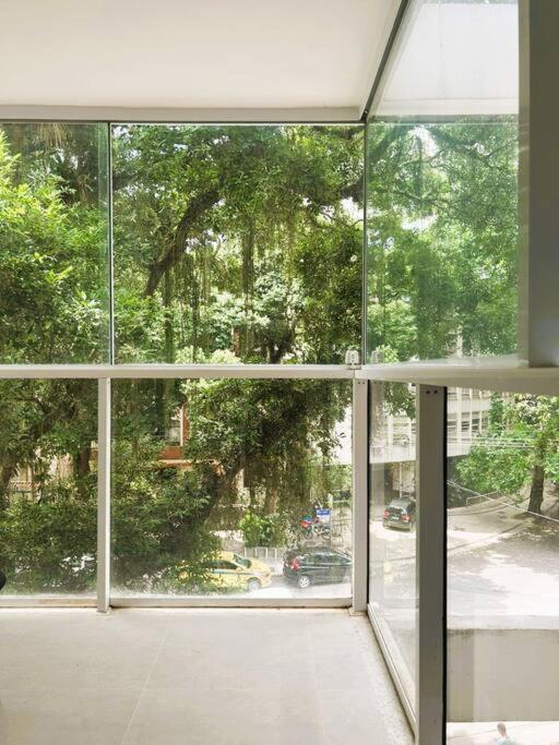 Selfie Tech Copacabana By House Apartment *